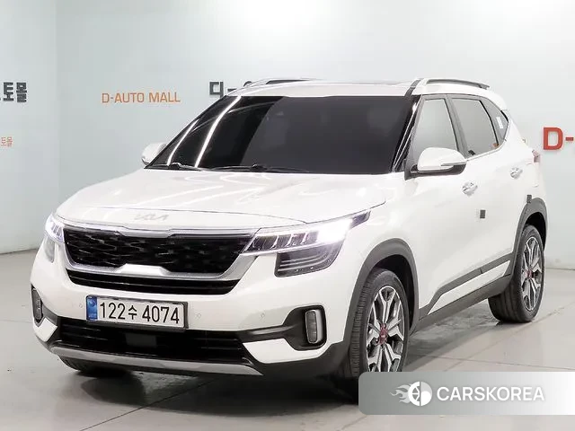 Kia Seltos 2022 Белый из Кореи