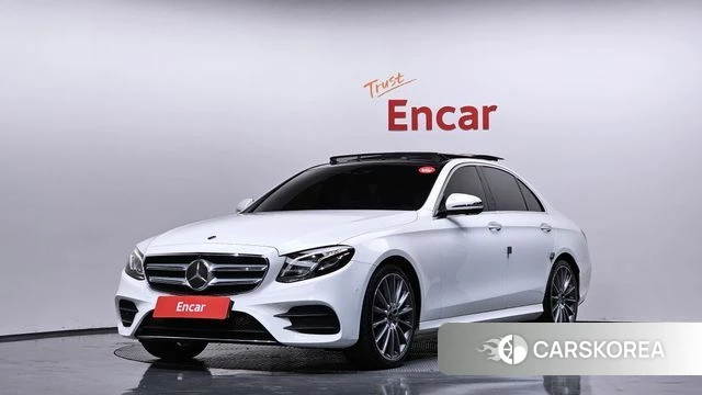 Mercedes-Benz E-Class W213 2019 Белый из Кореи