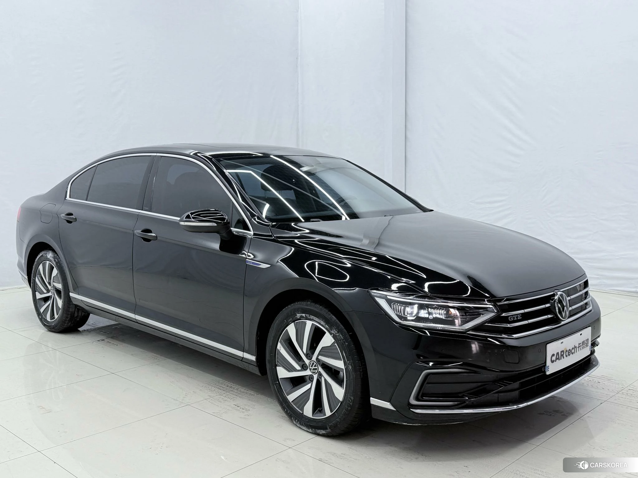 Volkswagen Magotan PHEV 2021 Черный из Китая