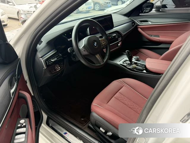 BMW 5 series 2024 Белый из Китая