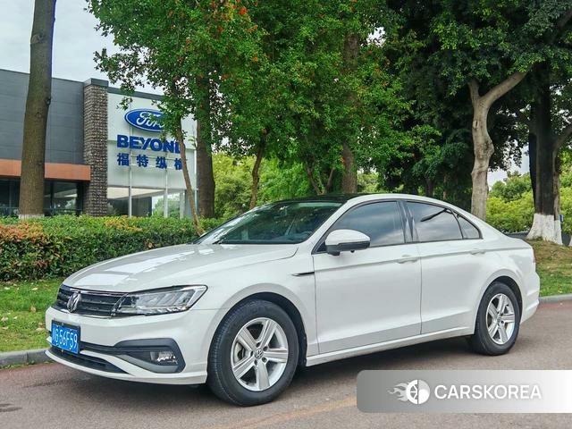 Volkswagen Lingdu 2022 Белый из Китая