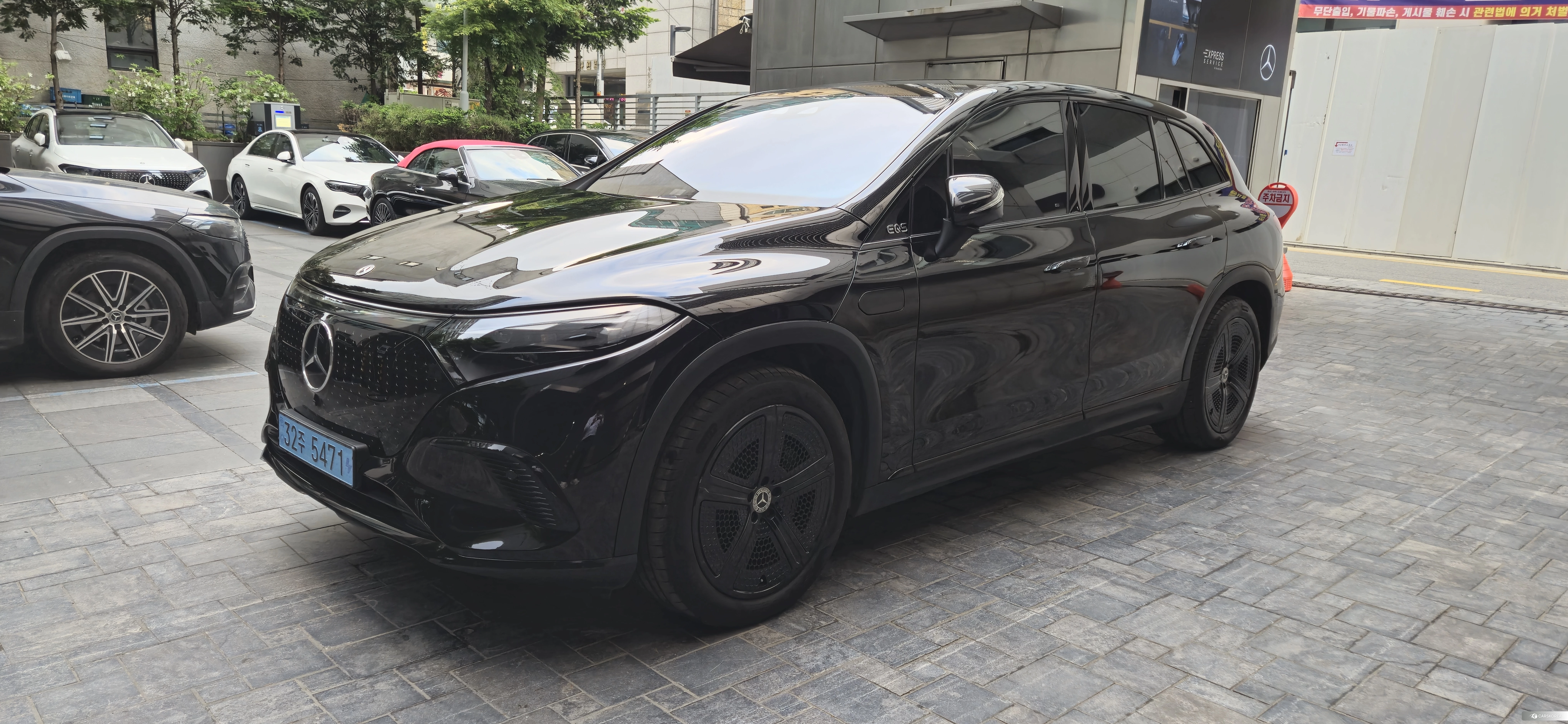 Mercedes-Benz EQS SUV X296 2023 Черный из Кореи