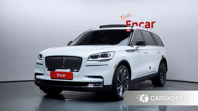 Lincoln Aviator 2nd generation 2021 Белый из Кореи