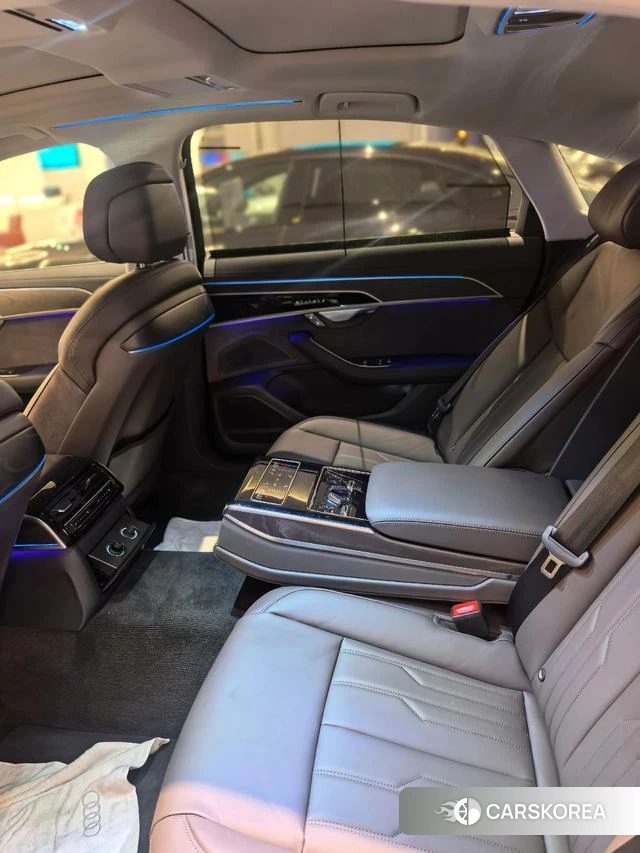 Audi A8 2025 Черный из Китая