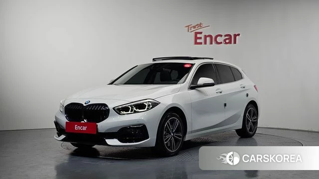 BMW 1 Series (F40) 2024 Белый из Кореи