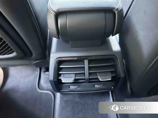 Audi Q3 2023 Белый из Китая