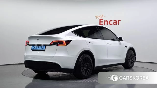 Tesla Model Y 2023 Белый из Кореи