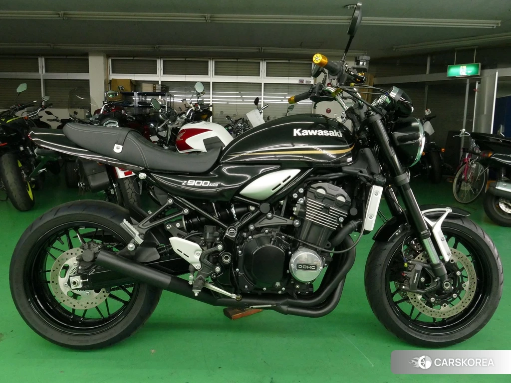 Проданный Kawasaki Z900RS 2019 из Японии