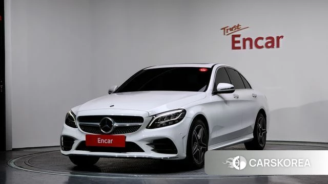 Mercedes-Benz C-Class W205 2021 Белый из Кореи