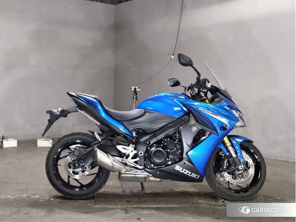 Проданный Suzuki GSX-S1000F 2015 из Японии, фото 2
