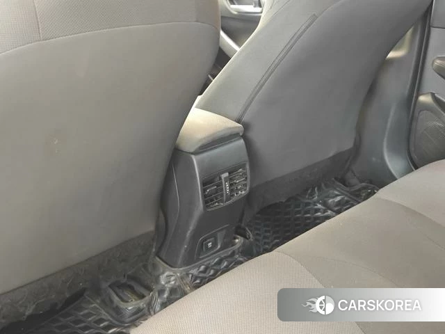 Toyota Lei Ling 2023 Белый из Китая