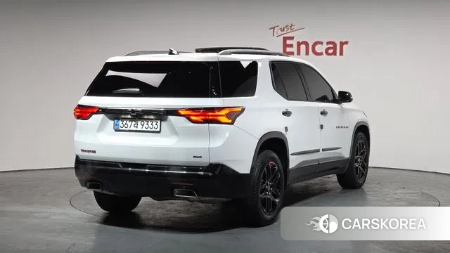 Chevrolet (GM Daewoo) Traverse 2023 Белый из Кореи