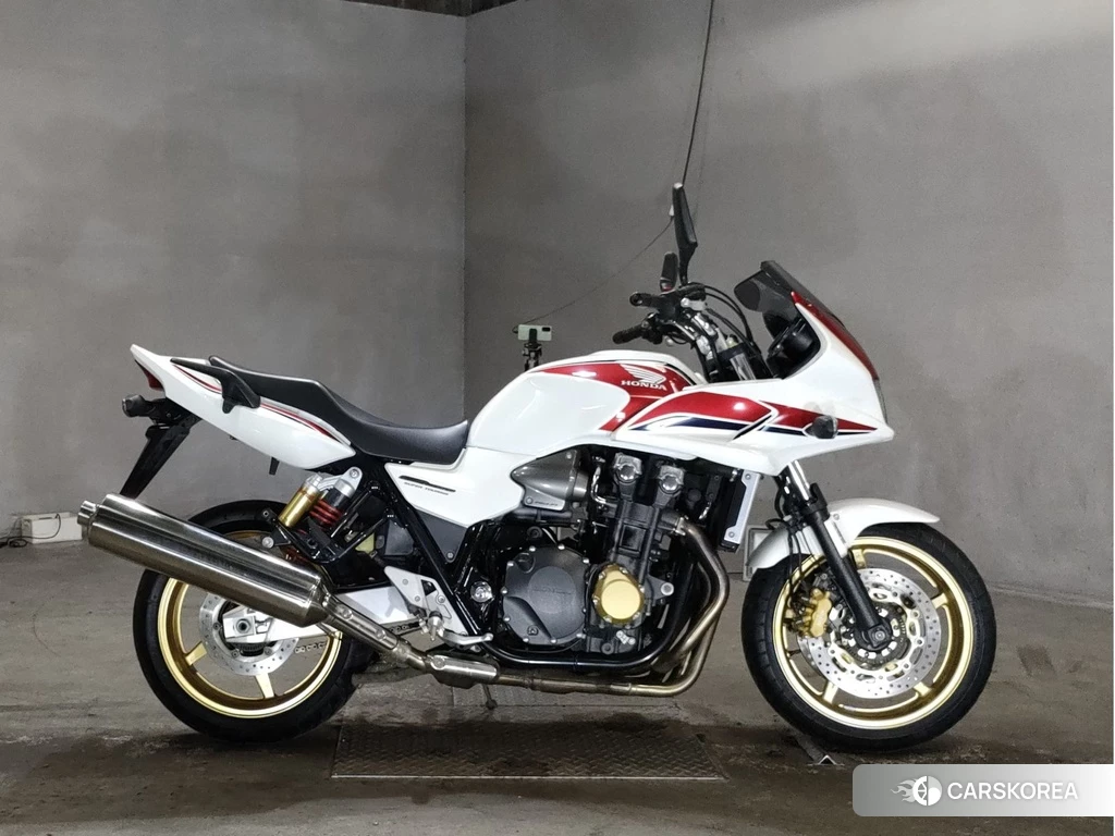 Проданный Honda CB1300ST 2012 из Японии