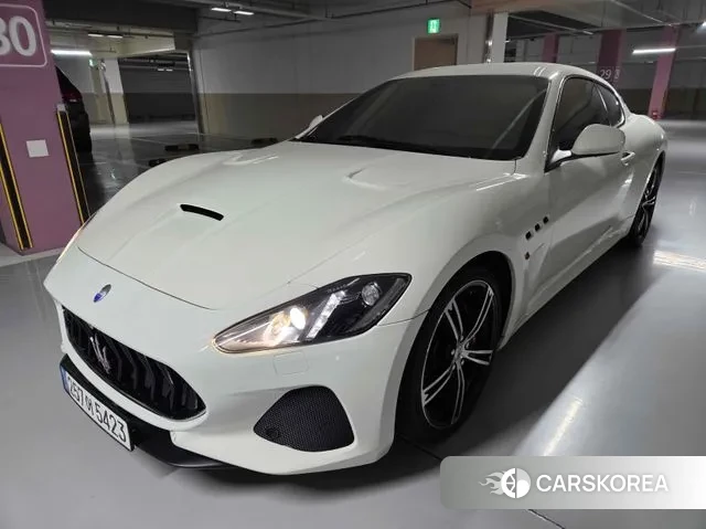 Maserati GranTurismo 2018 Белый из Кореи