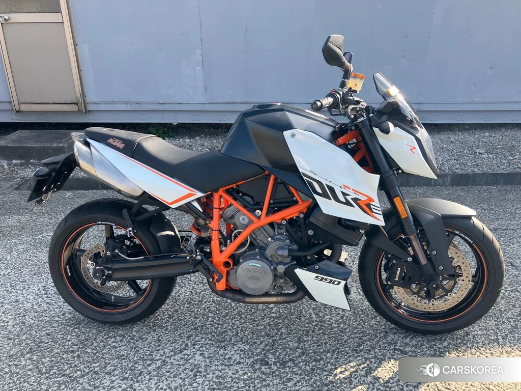 Проданный KTM 990 SUPER DUKE 2012 из Японии