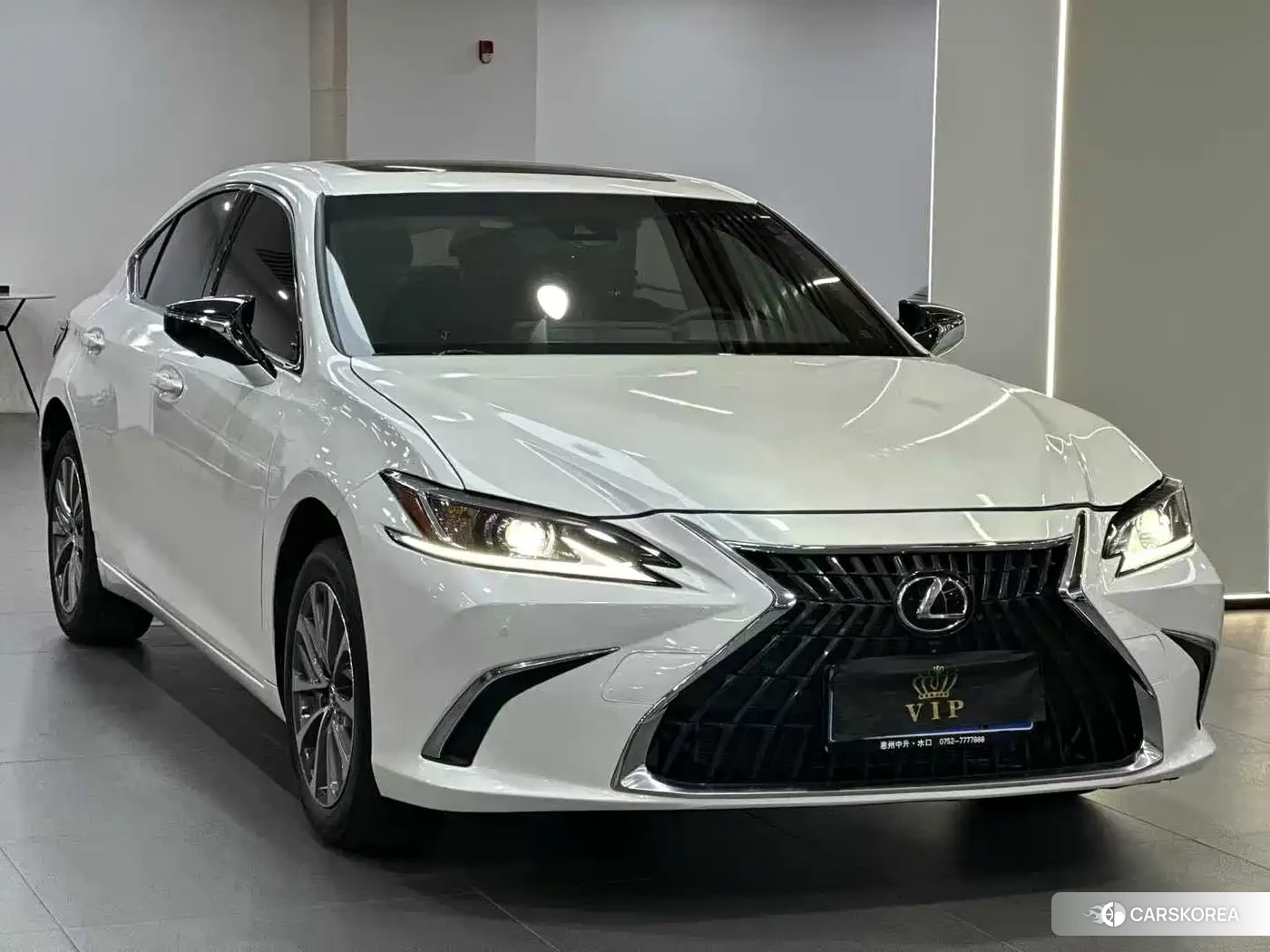 Lexus ES 2024 Белый из Китая