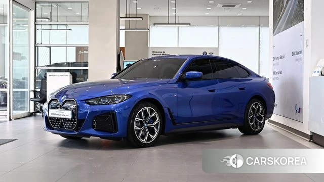 BMW i4 2023 Синий из Кореи