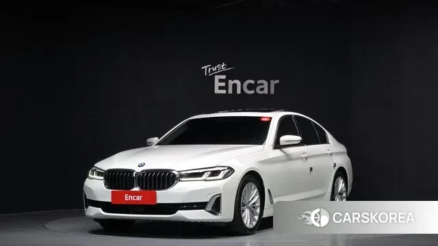 BMW 5 Series (G30) 2023 Белый из Кореи