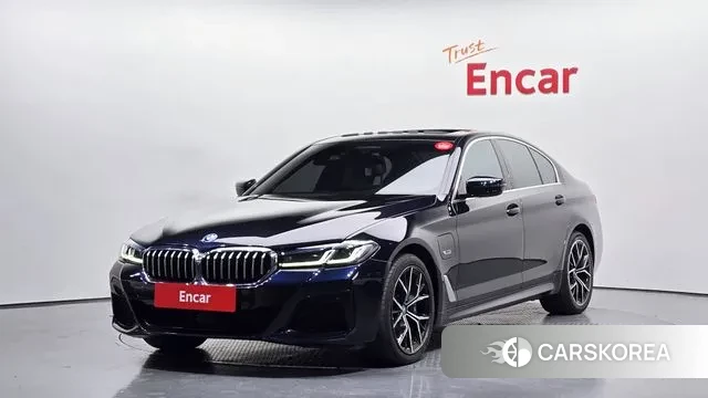 BMW 5 Series (G30) 2022 Синий из Кореи