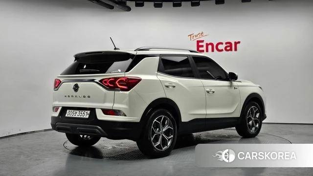 Ssangyong Beautiful Korando 2019 Белый из Кореи