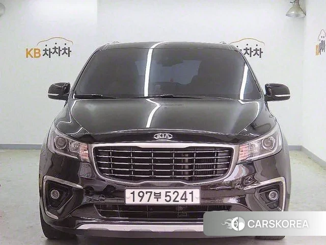 Kia The New Carnival 2018 Черный из Кореи