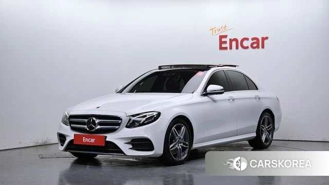 Mercedes-Benz E-Class W213 2019 Белый из Кореи
