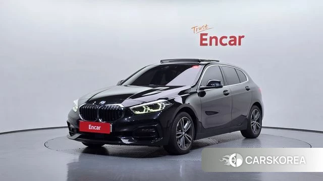 BMW 1 Series (F40) 2021 Черный из Кореи