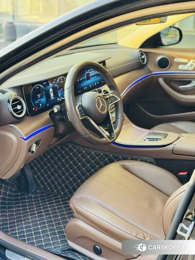 Mercedes-Benz E-class 2022 Черный из Китая