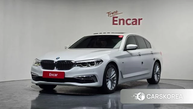 BMW 5 Series (G30) 2018 Белый из Кореи