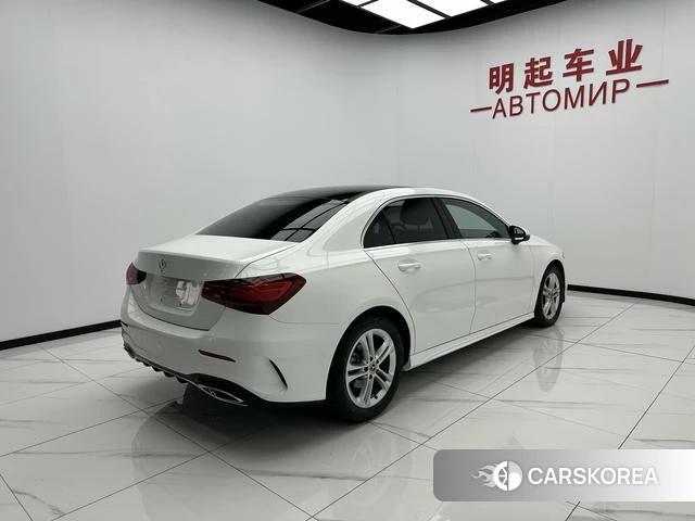 Mercedes-Benz Class A 2023 Белый из Китая