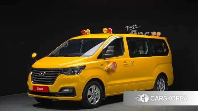 Hyundai The New Grand Starex 2018 Желтый из Кореи