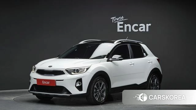 Kia Stonic 2018 Белый из Кореи