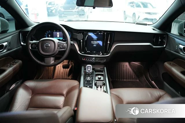 Volvo S60 2023 Белый из Китая