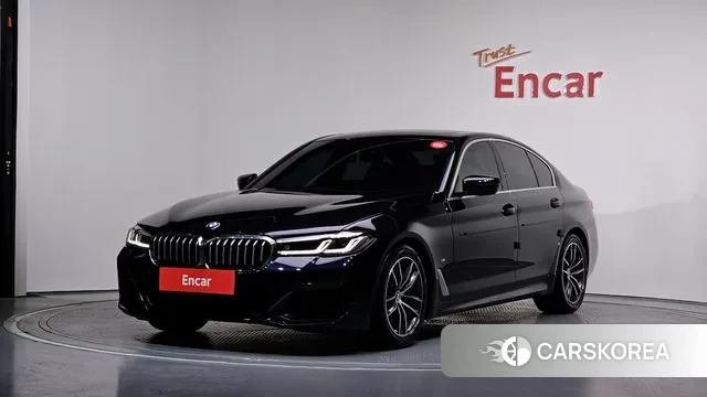 BMW 5 Series (G30) 2022 Черный из Кореи