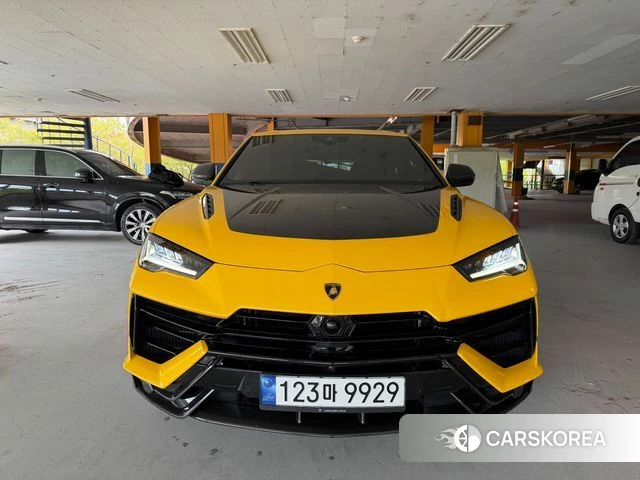 Lamborghini Urus 2023 Желтый из Кореи