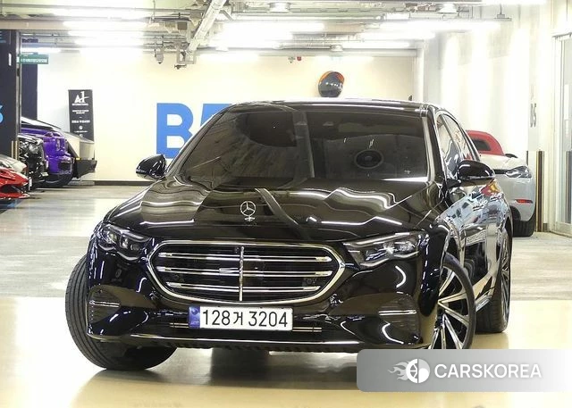 Mercedes-Benz E-Class W214 2024 Черный из Кореи