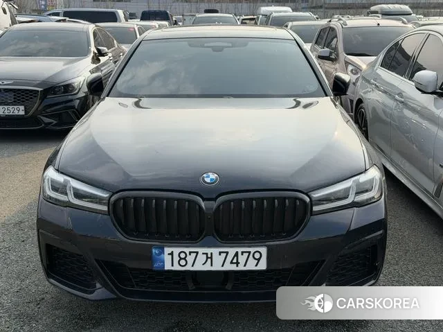 BMW 5 Series (G30) 2022 Черный из Кореи