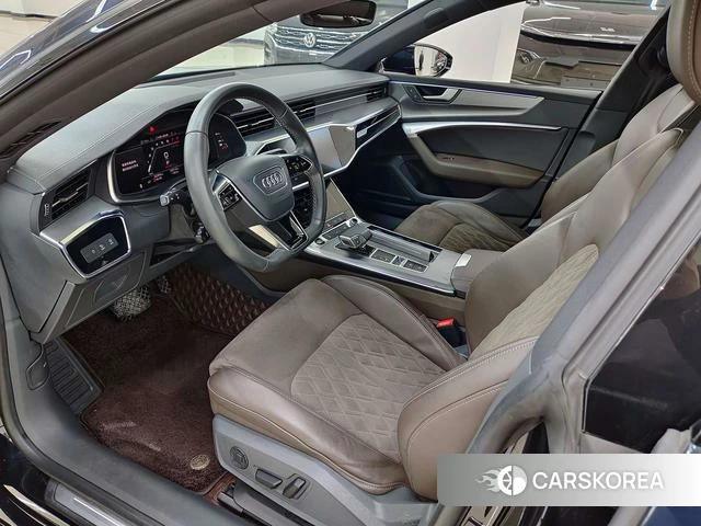 Audi A7L 2023 Темно-серый из Китая