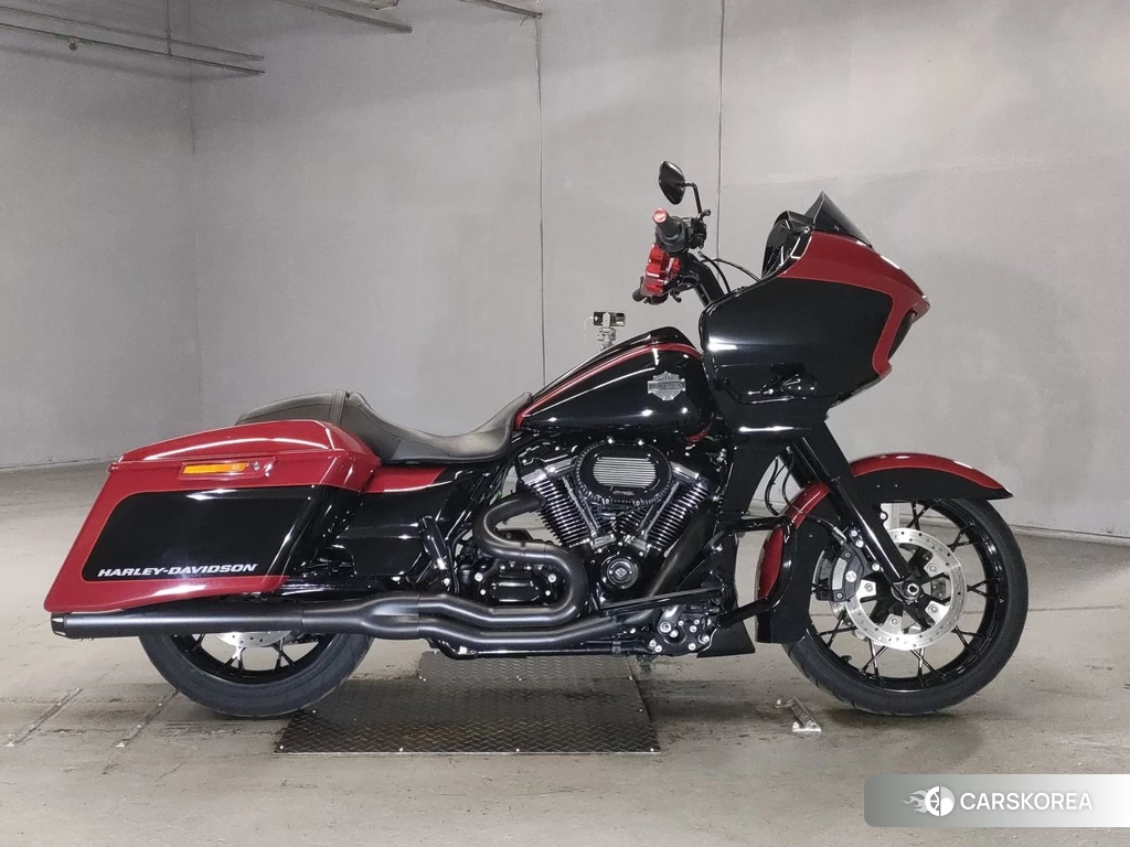 Проданный Harley-Davidson Road Glide FLTRXS1870 2021 из Японии