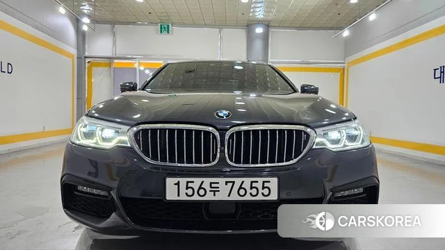 BMW 5 Series (G30) 2020 Серый из Кореи