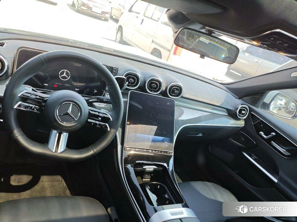 Mercedes-Benz Class C 2023 Белый из Китая