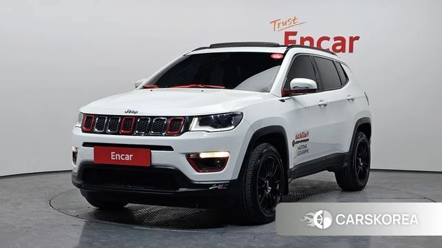 Jeep Compass 2nd Generation 2019 Белый из Кореи