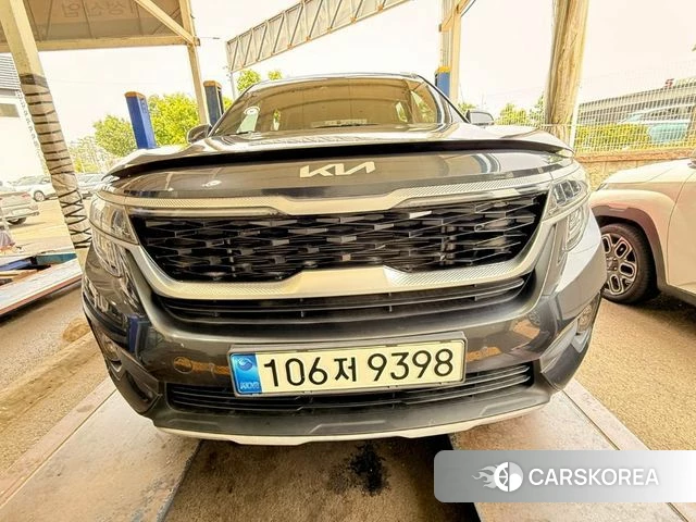 Kia Seltos 2021 Серебристо-серый из Кореи