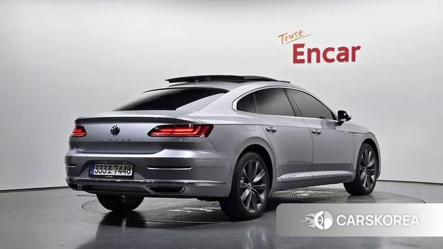 Volkswagen Arteon 2020 Серебристо-серый из Кореи
