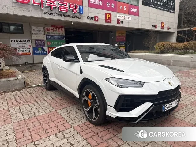 Lamborghini Urus 2024 Белый из Кореи