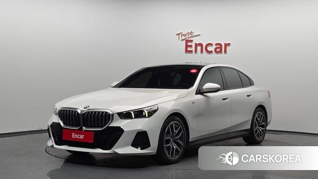 BMW 5 Series (G60) 2024 Белый из Кореи