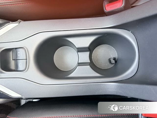 Toyota Corolla Sharp amplifier 2024 Белый из Китая