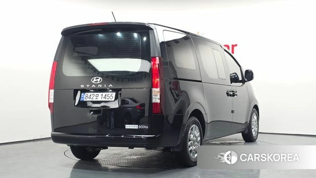 Hyundai Staria 2024 Черный из Кореи