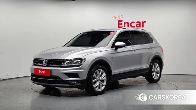 Volkswagen Tiguan second Generation 2020 Серебряный из Кореи
