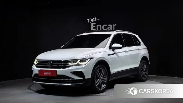 Volkswagen Tiguan second Generation 2021 Белый из Кореи